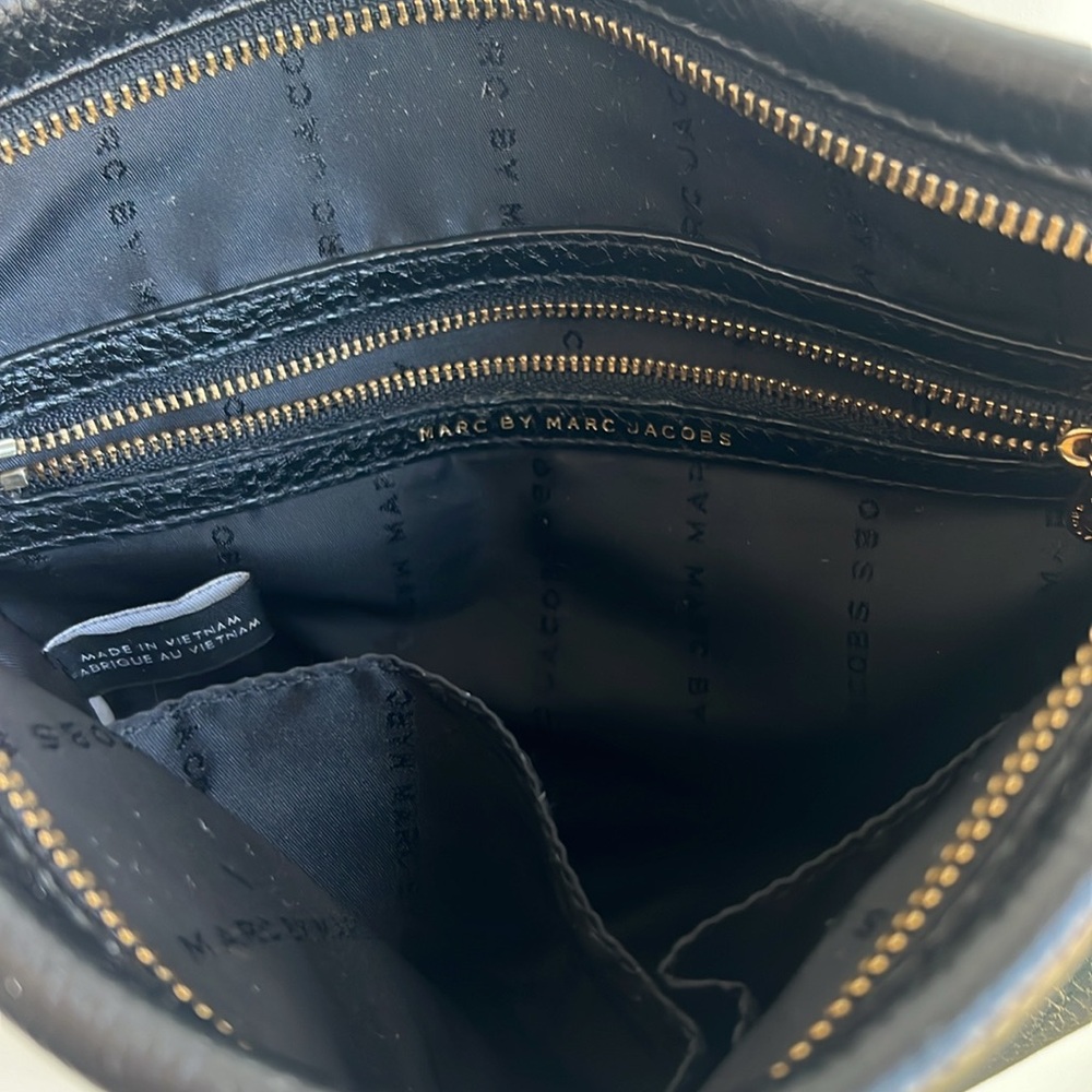 Marc by Marc Jacobs Too Hot To Handle Sia crossbody bag - Picture 13 of 16